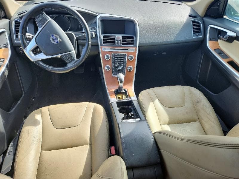 2017 VOLVO XC60 T5 INSCRIPTION 8