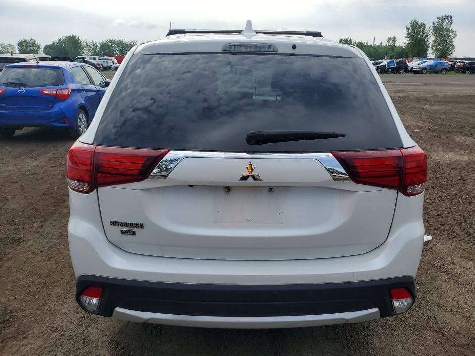 2018 MITSUBISHI OUTLANDER ES 6