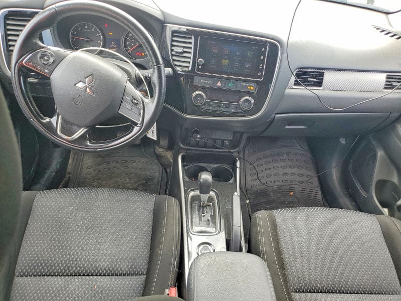 2018 MITSUBISHI OUTLANDER ES 8