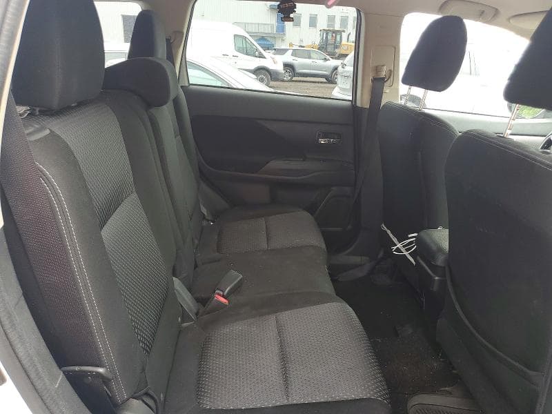 2018 MITSUBISHI OUTLANDER ES 10