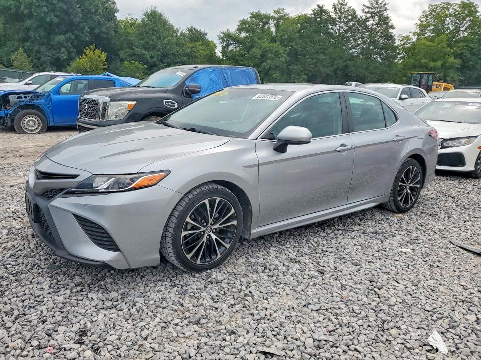 2020 TOYOTA CAMRY SE - 1