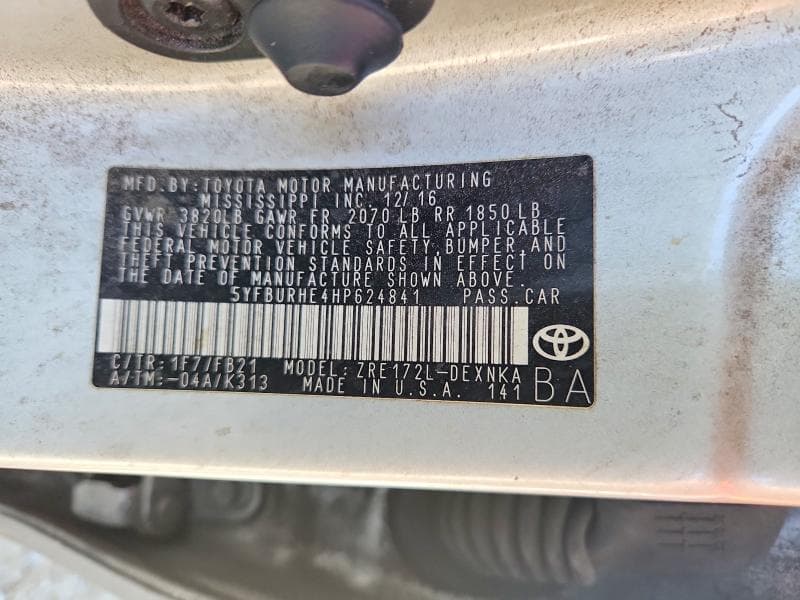 2017 TOYOTA COROLLA LE 12
