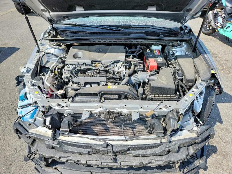 2019 TOYOTA CAMRY SE 11