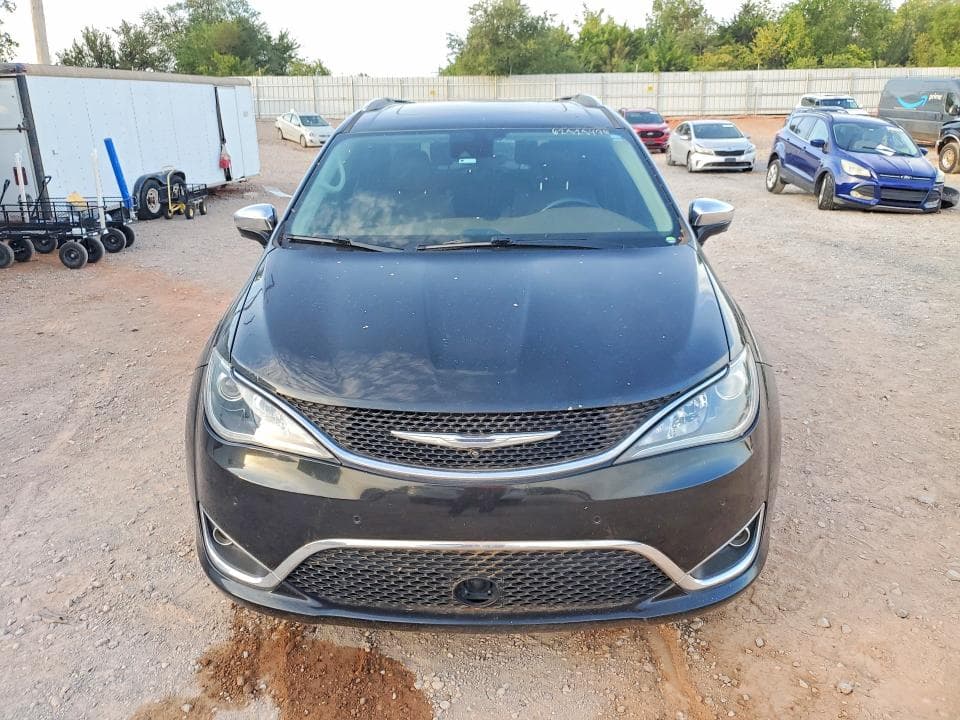 2017 CHRYSLER PACIFICA LIMITED 5