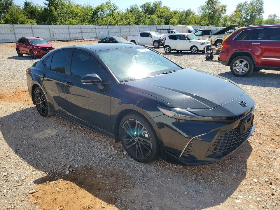 2026 TOYOTA CAMRY XSE 4