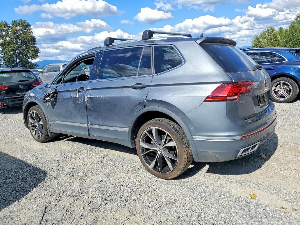 2024 VOLKSWAGEN TIGUAN SEL R-LINE BLACK 2