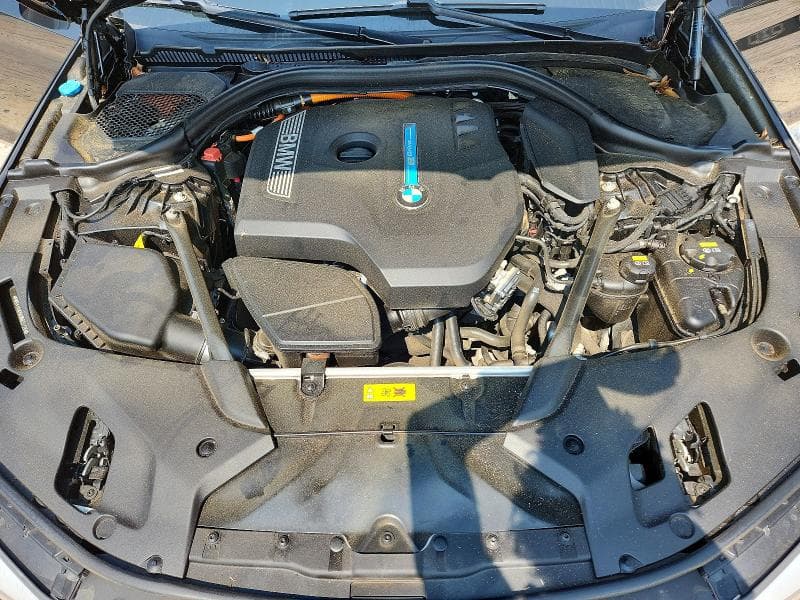 2018 BMW 530E 11