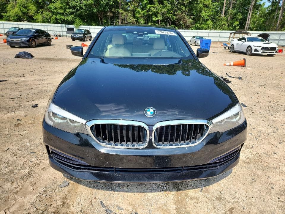 2018 BMW 530E 5