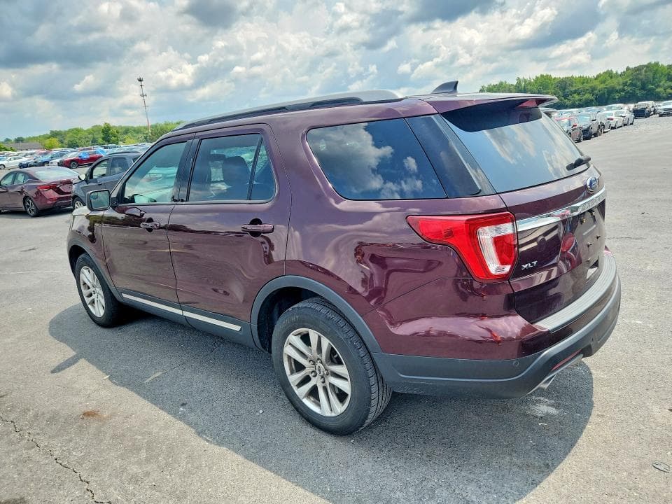 2018 FORD EXPLORER XLT 2