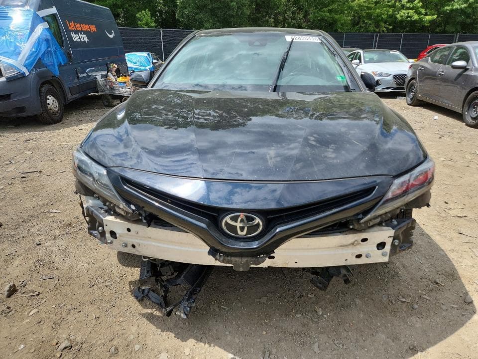 2021 TOYOTA CAMRY SE NIGHTSHADE 5