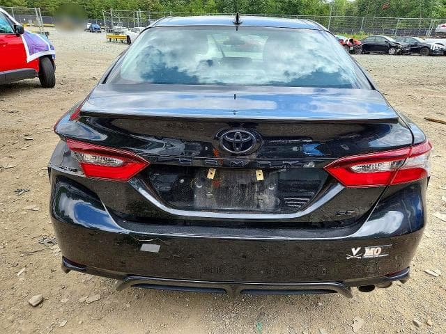 2021 TOYOTA CAMRY SE NIGHTSHADE 6