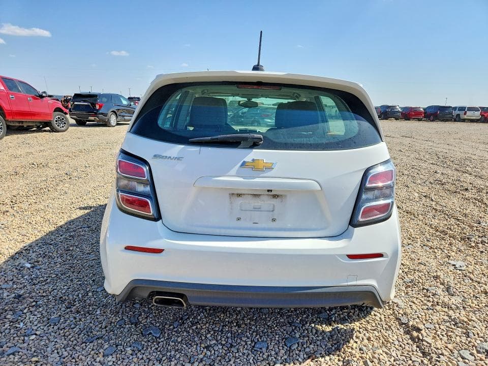 2017 CHEVROLET SONIC 6