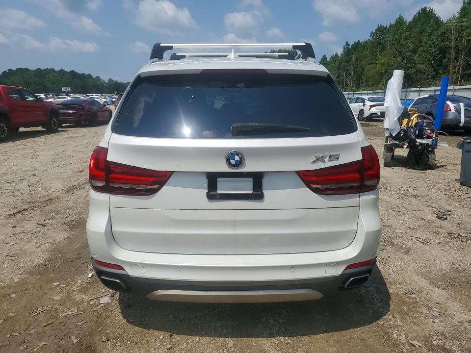 2017 BMW X5 XDR40E 6