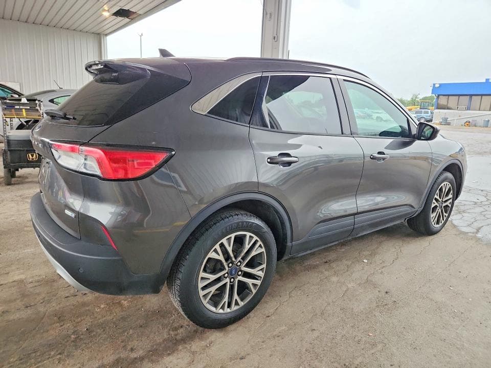 2020 FORD ESCAPE SEL 3