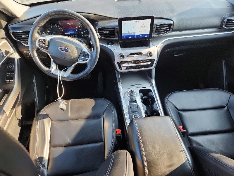 2021 FORD EXPLORER XLT 8