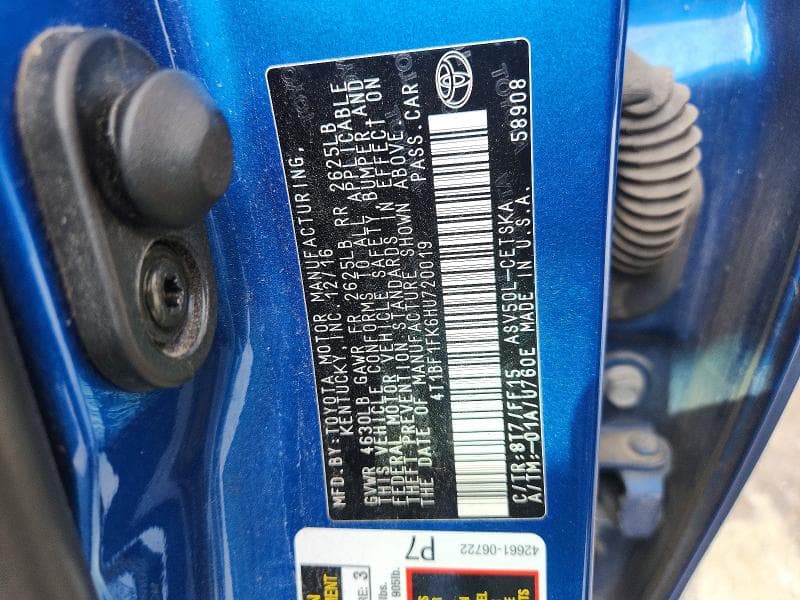 2017 TOYOTA CAMRY SE 12