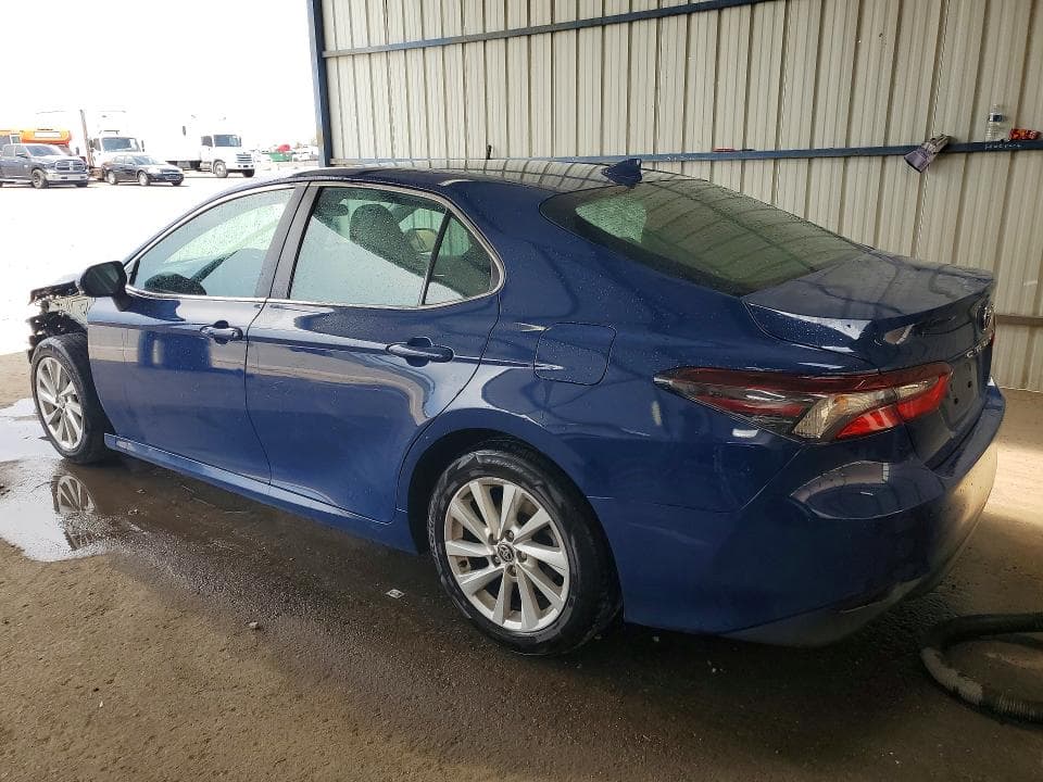 2023 TOYOTA CAMRY LE 2
