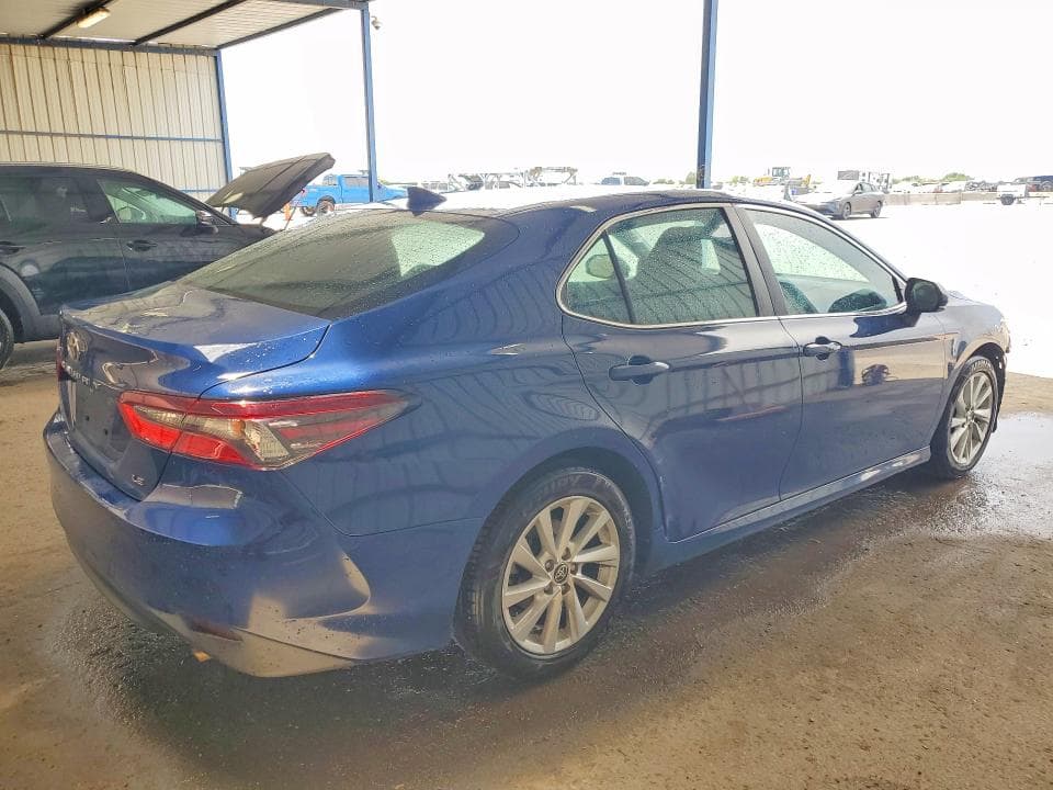 2023 TOYOTA CAMRY LE 3