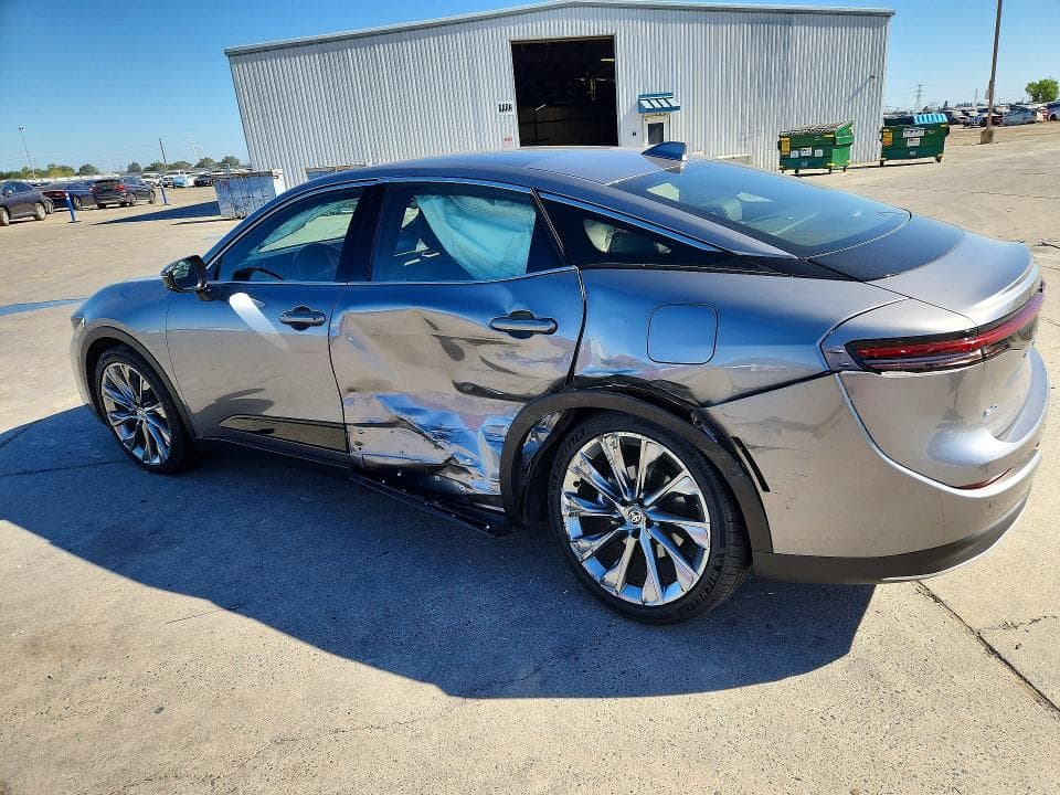 2023 TOYOTA CROWN LIMITED 2
