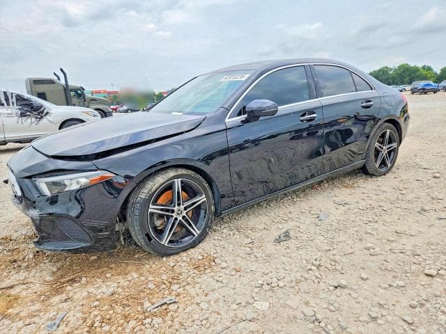 2019 MERCEDES-BENZ A 220 4MATIC - 1
