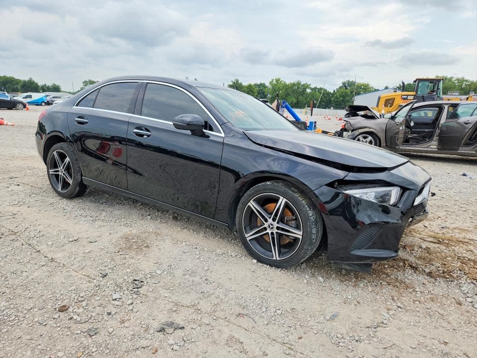 2019 MERCEDES-BENZ A 220 4MATIC 4
