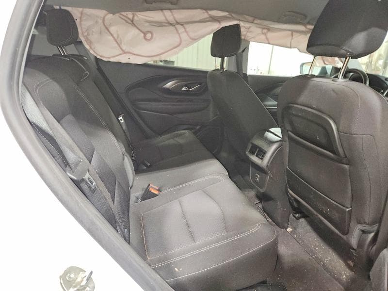 2022 GMC TERRAIN SLE 11