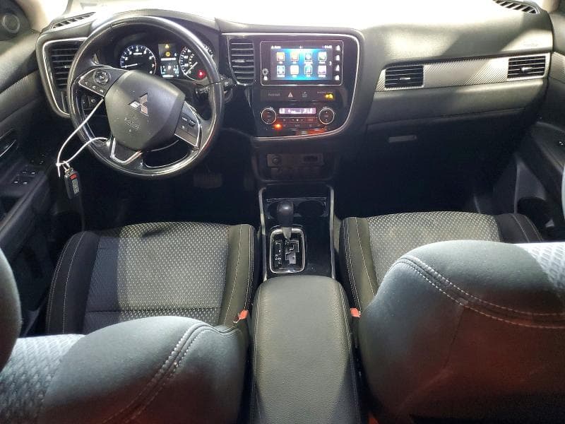 2017 MITSUBISHI OUTLANDER SE 8
