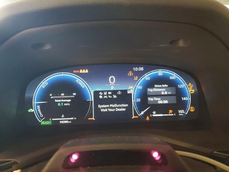 2025 TOYOTA CAMRY XLE 9