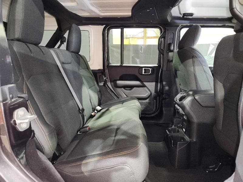 2025 JEEP WRANGLER SAHARA 11