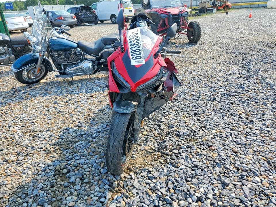 2023 HONDA CBR650 RA 2