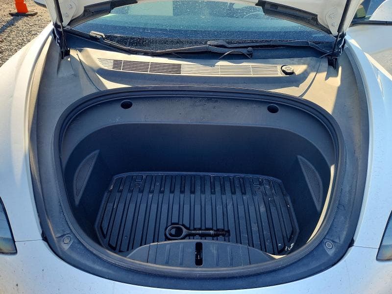 2021 TESLA MODEL 3 11