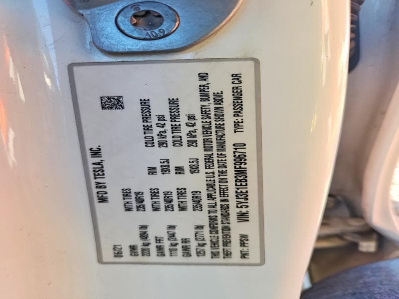2021 TESLA MODEL 3 12