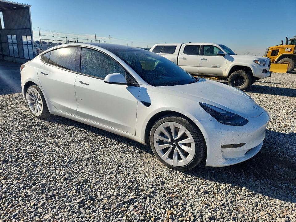 2021 TESLA MODEL 3 4