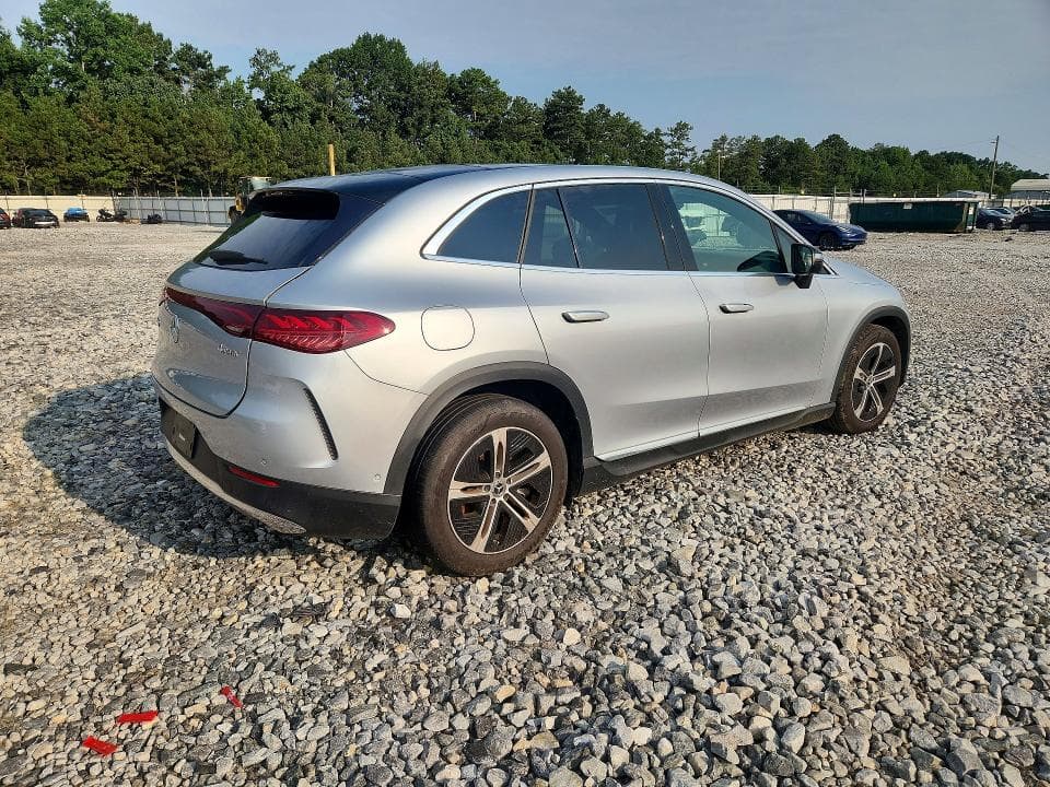 2023 MERCEDES-BENZ EQE SUV 350 4MATIC 3