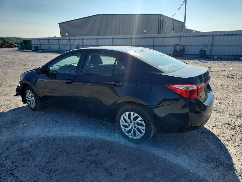 2018 TOYOTA COROLLA LE 2