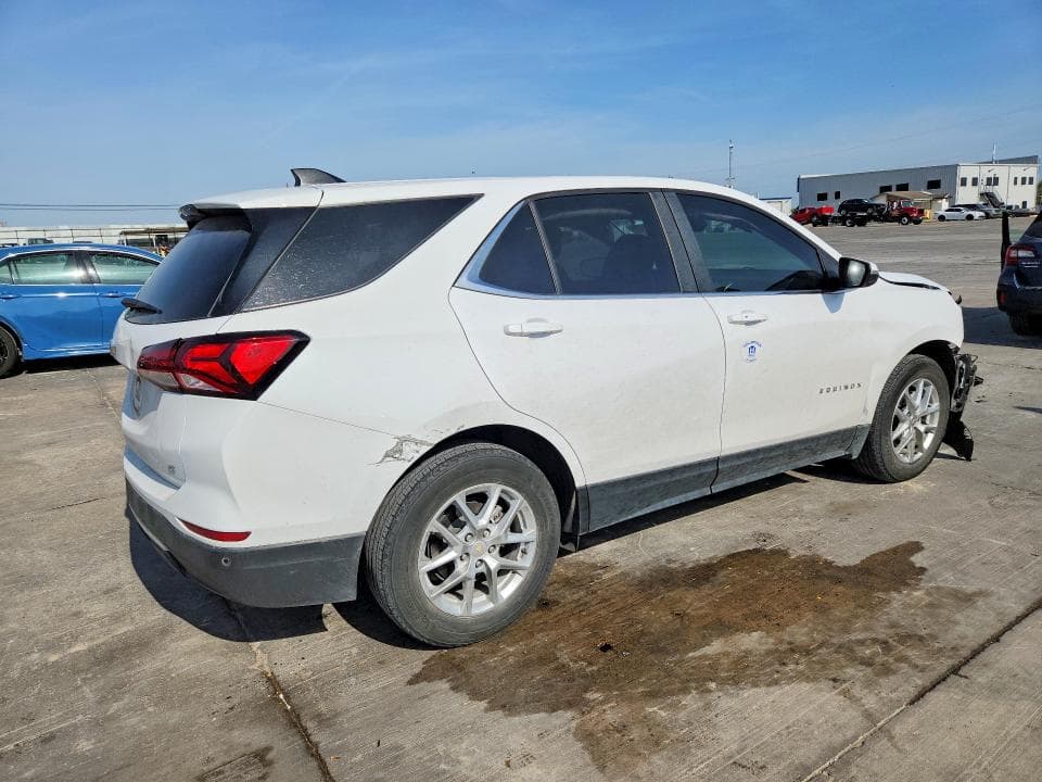 2022 CHEVROLET EQUINOX LT 3