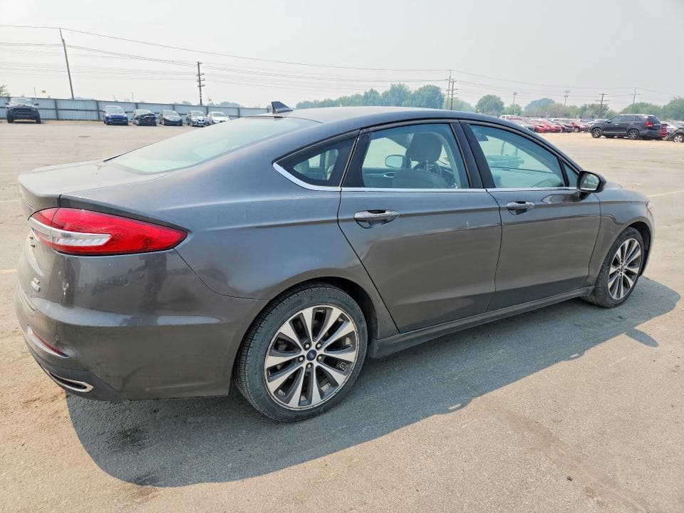 2019 FORD FUSION SE 3