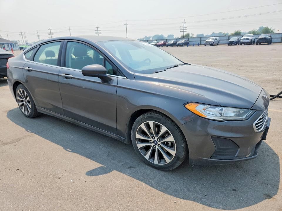 2019 FORD FUSION SE 4