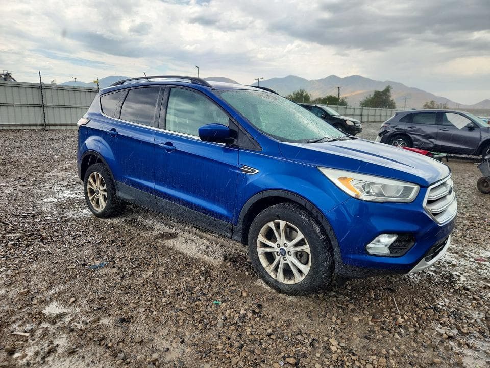 2018 FORD ESCAPE SEL 4