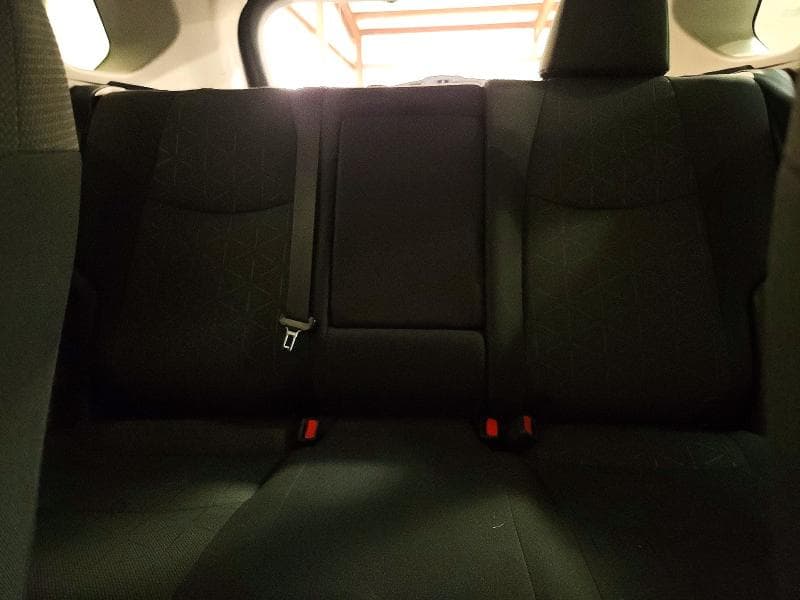 2021 TOYOTA RAV4 XLE 10