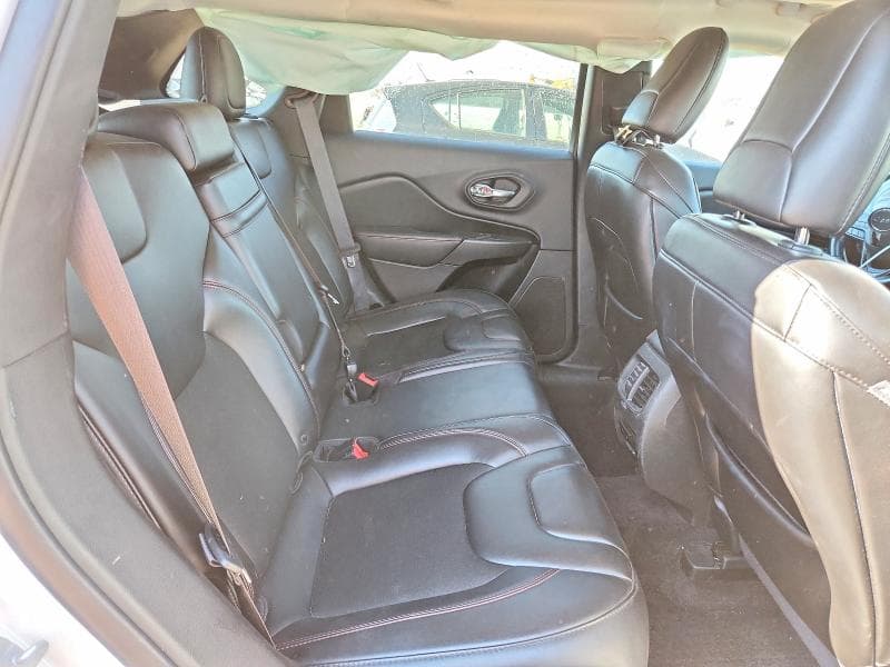 2019 JEEP CHEROKEE TRAILHAWK 11