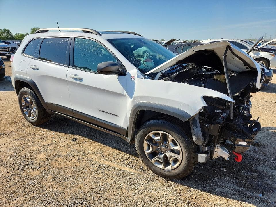 2019 JEEP CHEROKEE TRAILHAWK 4