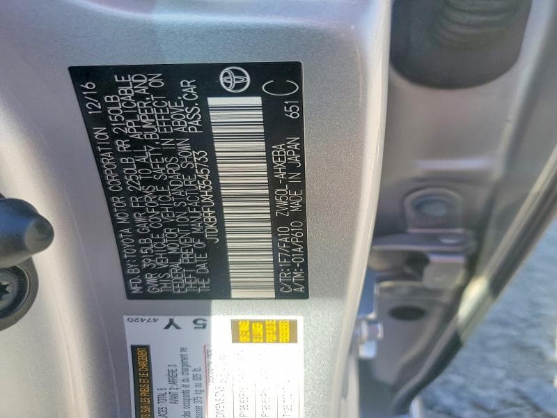 2017 TOYOTA PRIUS TWO 12