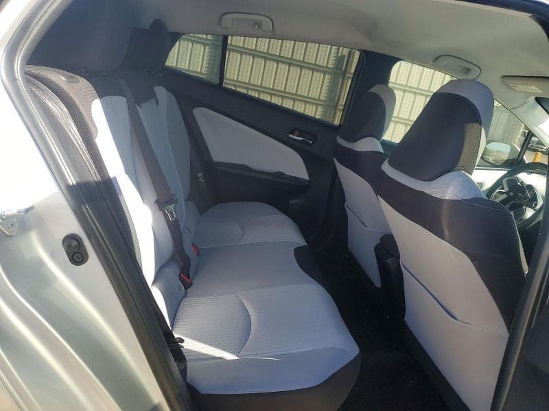 2017 TOYOTA PRIUS TWO 10