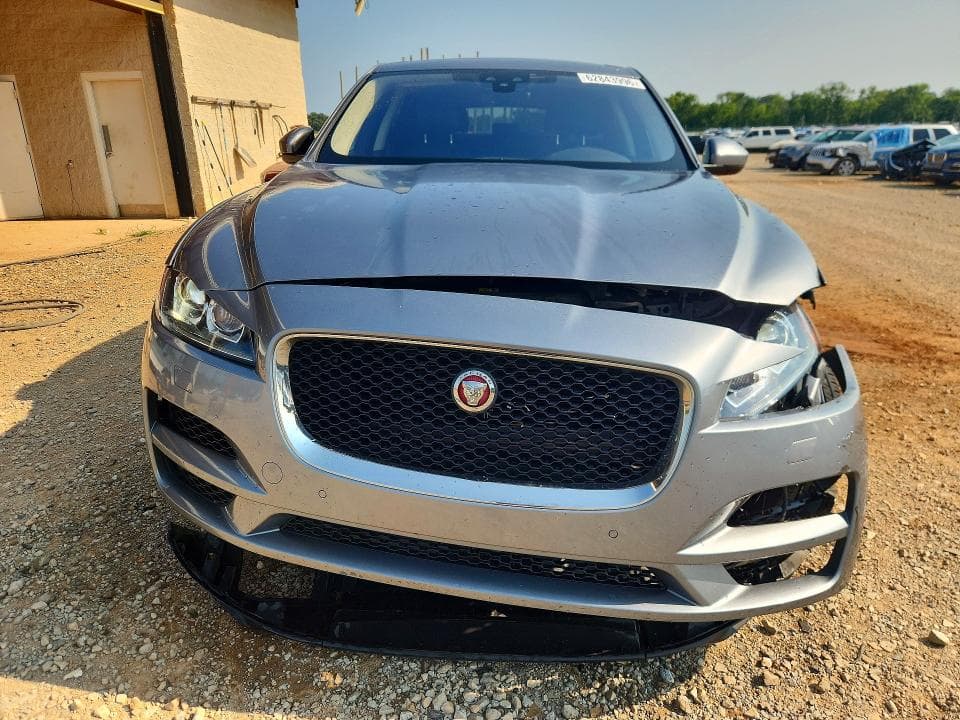 2020 JAGUAR F-PACE PRESTIGE 5