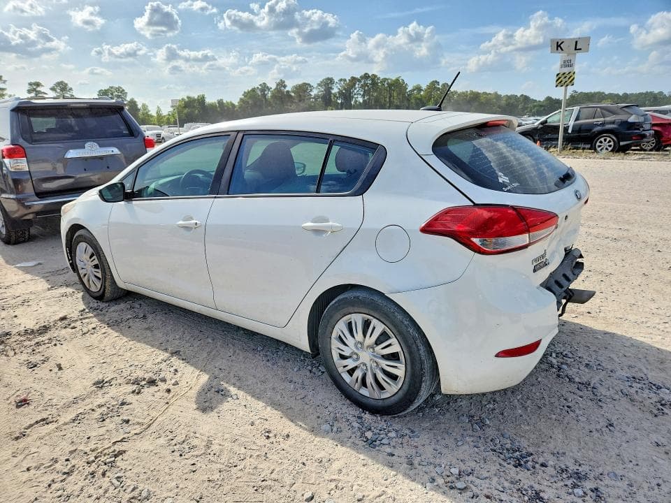 2017 KIA FORTE5 LX 2