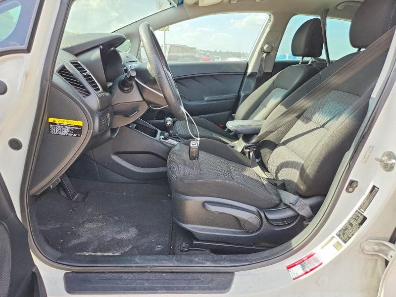 2017 KIA FORTE5 LX 7