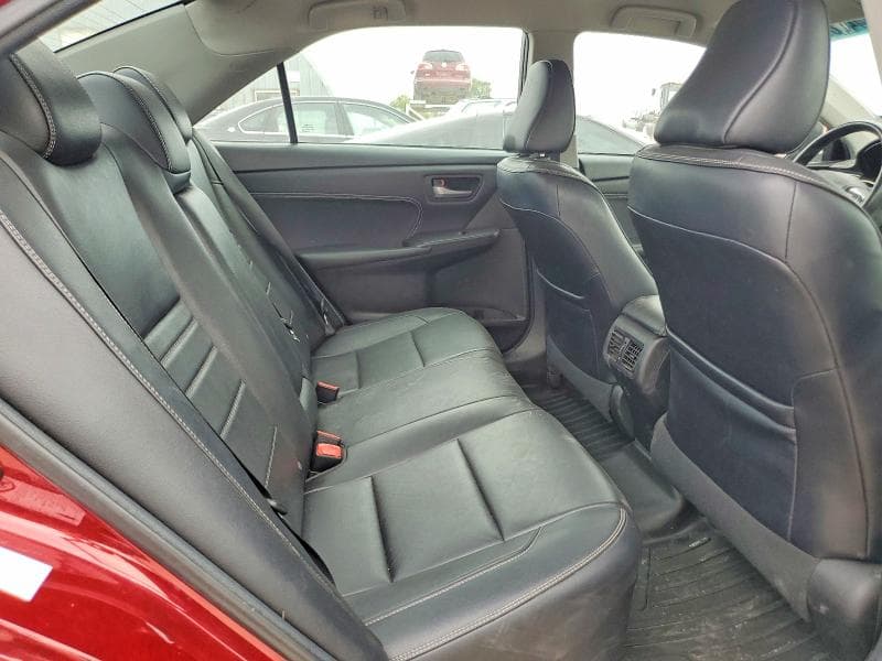 2017 TOYOTA CAMRY XLE 10