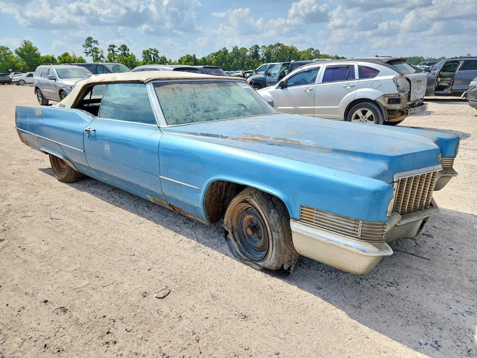 1970 CADILLAC DEVILLE 4