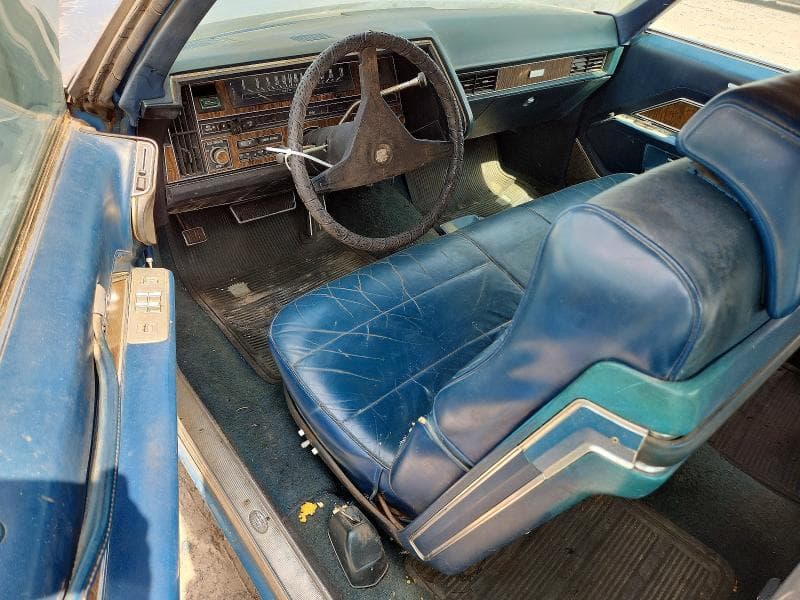 1970 CADILLAC DEVILLE 8